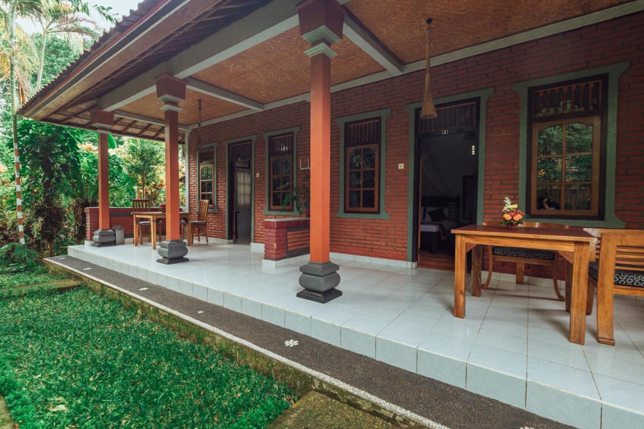 Suastika Lodge Ubud Exterior foto