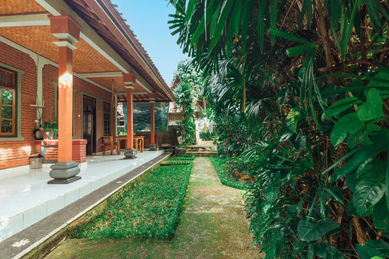 Suastika Lodge Ubud Exterior foto